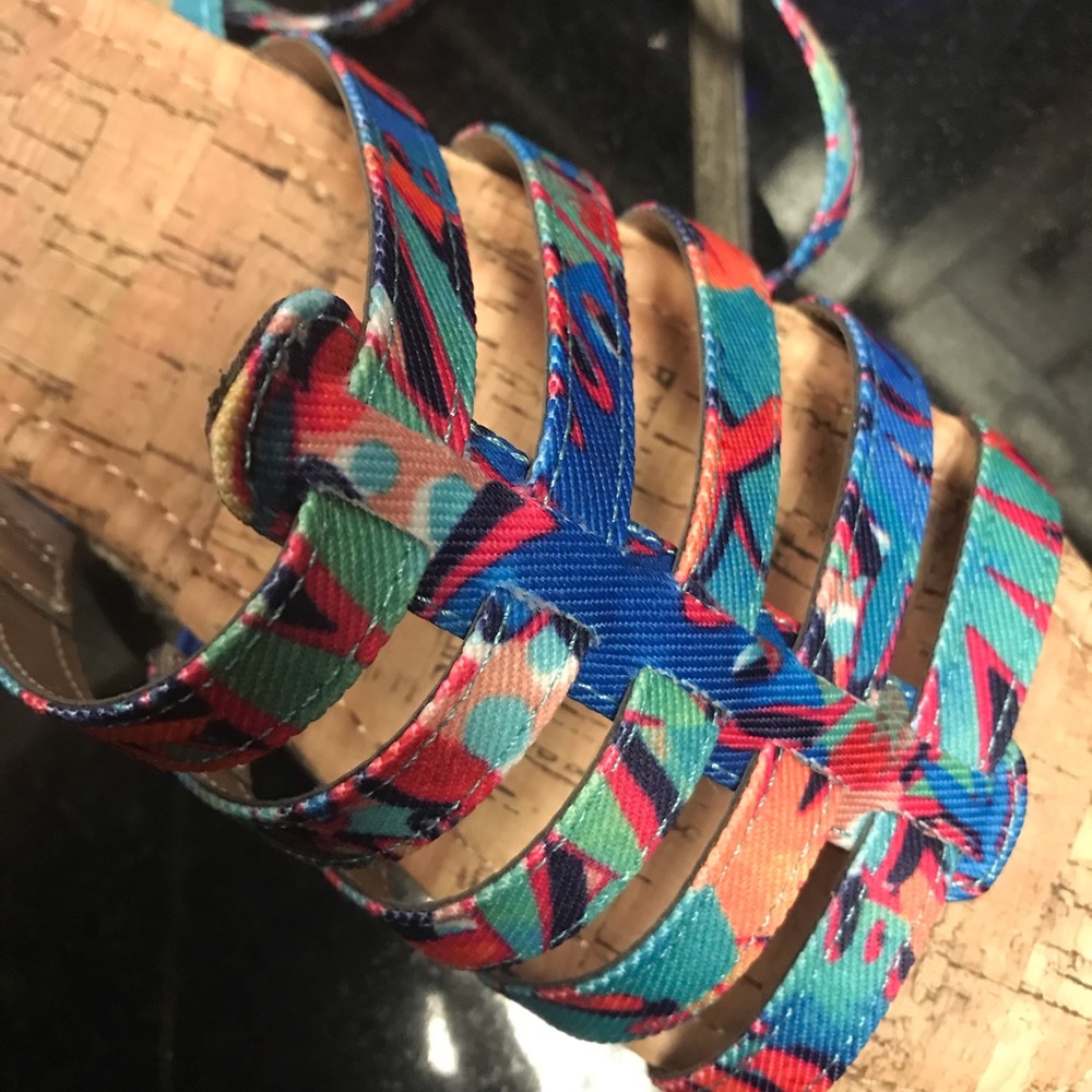 Sandals - Picture 4 of 5